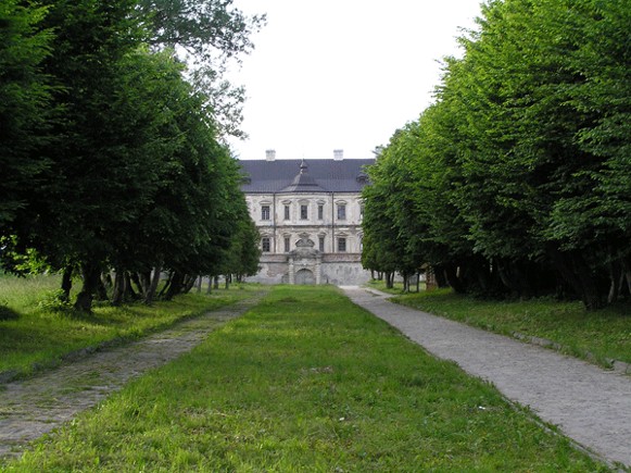 Image - The Renaissance palace (1635-40) in Pidhirtsi, Lviv oblast.